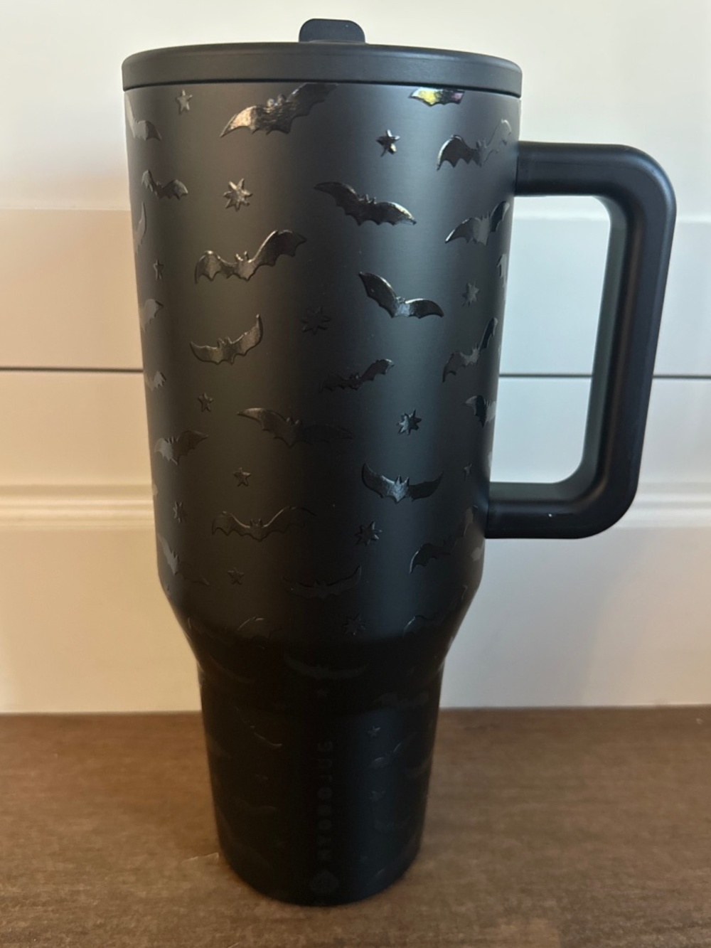 Hydrojug Haloween Collection Glow in the dark TRAVELER (40OZ) MIDNIGHT BATS